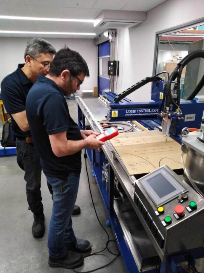 CCD Visual One Part Glue Dispensing Machine 60L Вместимость бака 16